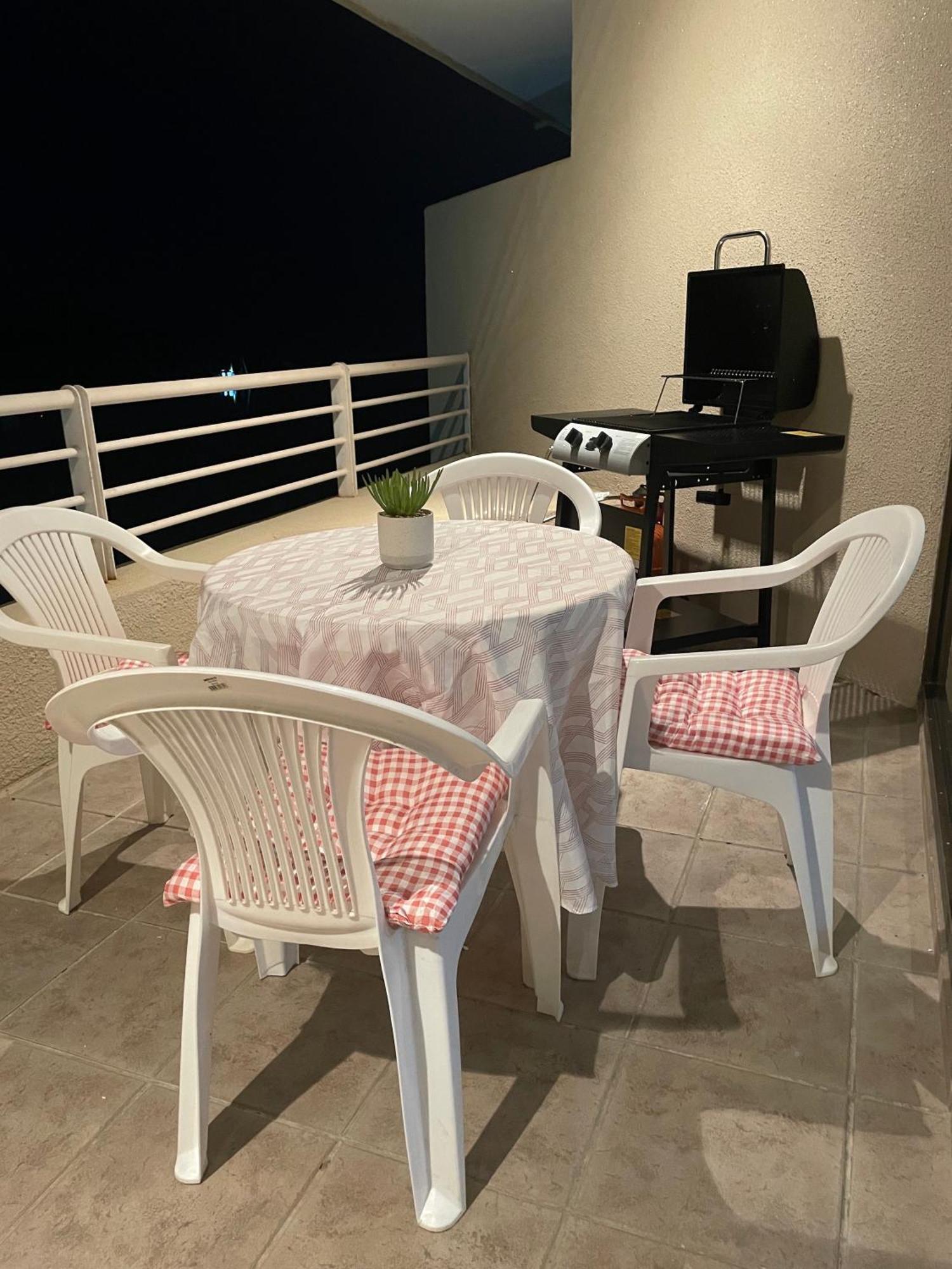 San Alfonso Del Mar, Apartment *